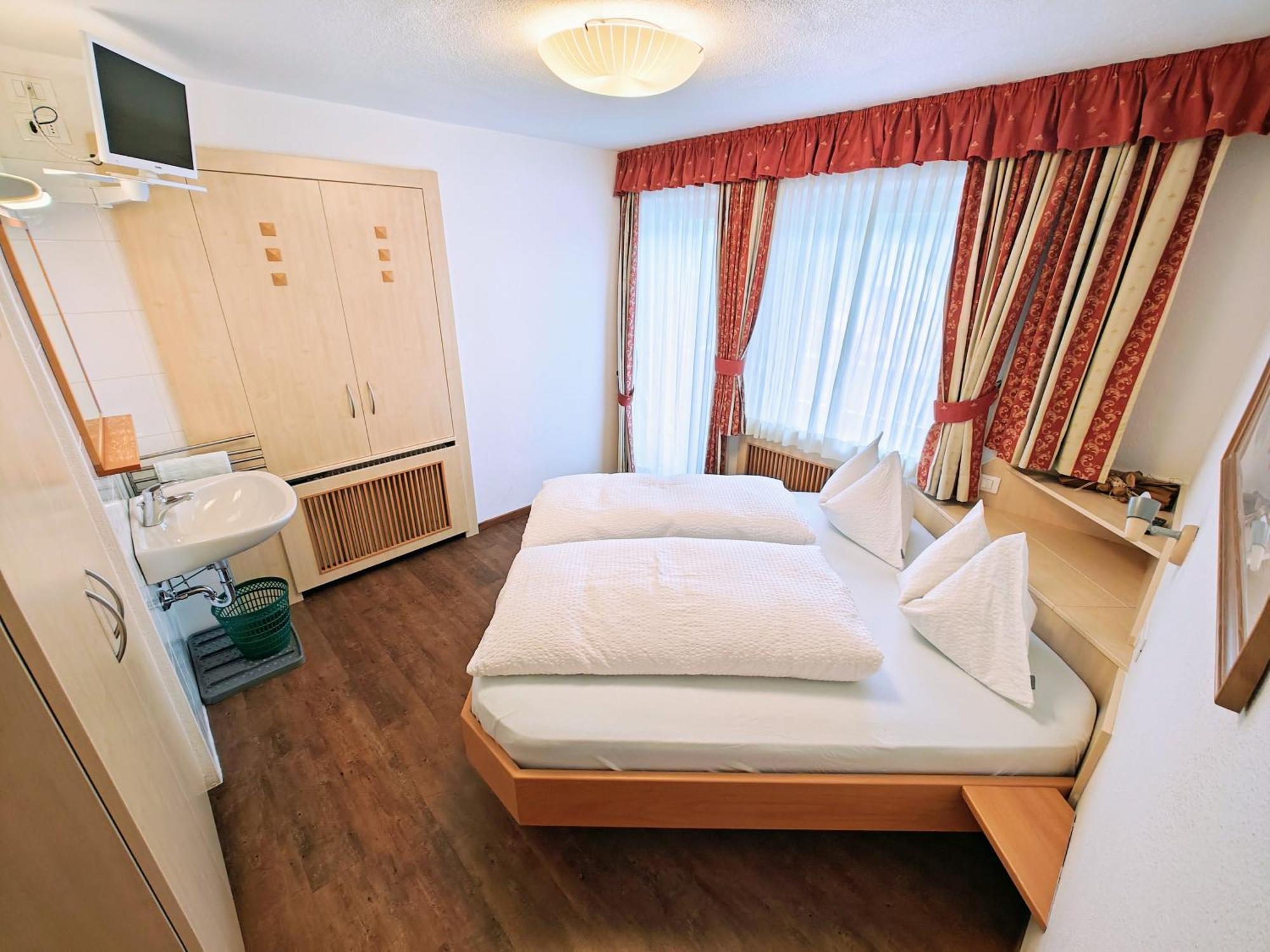 Apartments Brunella La Villa  Kültér fotó