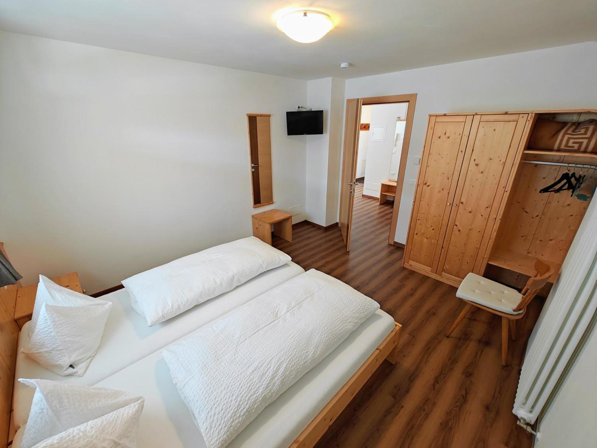 Apartments Brunella La Villa  Szoba fotó