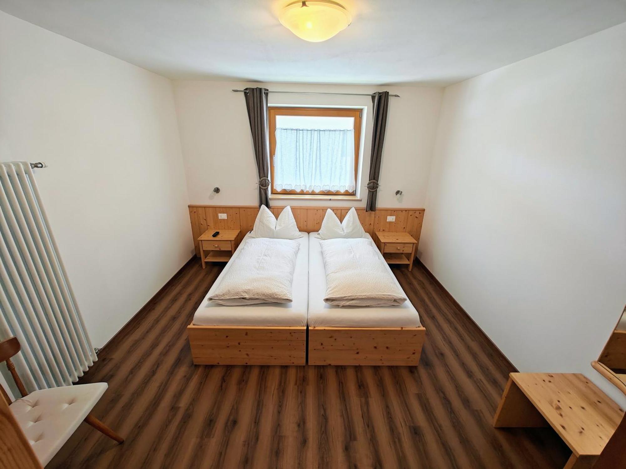 Apartments Brunella La Villa  Szoba fotó